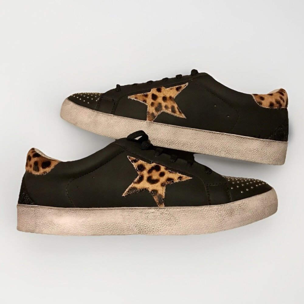 KellParker Holly Stud Sneaker Shoes Women's 9 Star‎ Lace Up